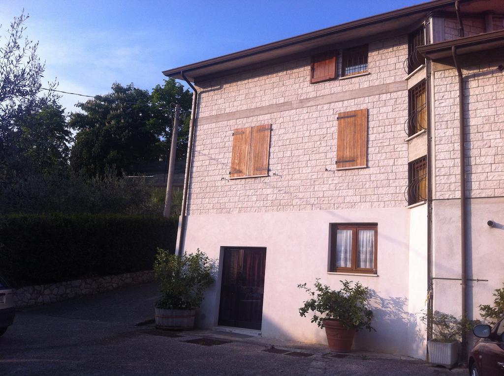 Villa Flora Perugia Buitenkant foto